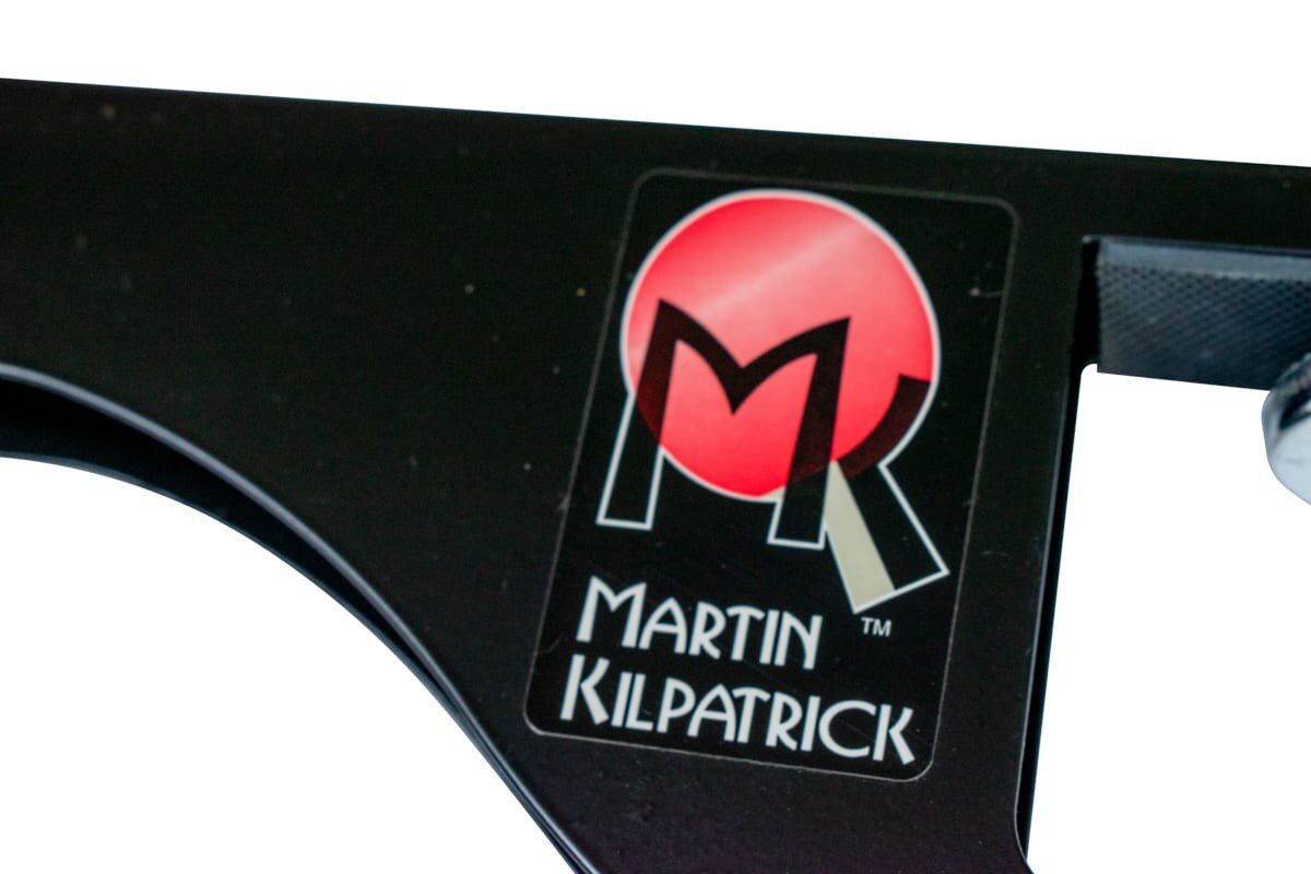 MK Deluxe Net Set: Close-up of Net Post